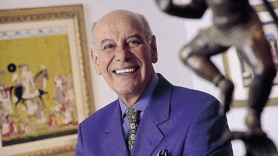 AVROTROS herdenkt Cees van Drongelen met herhaling Tussen Kunst en Kitsch